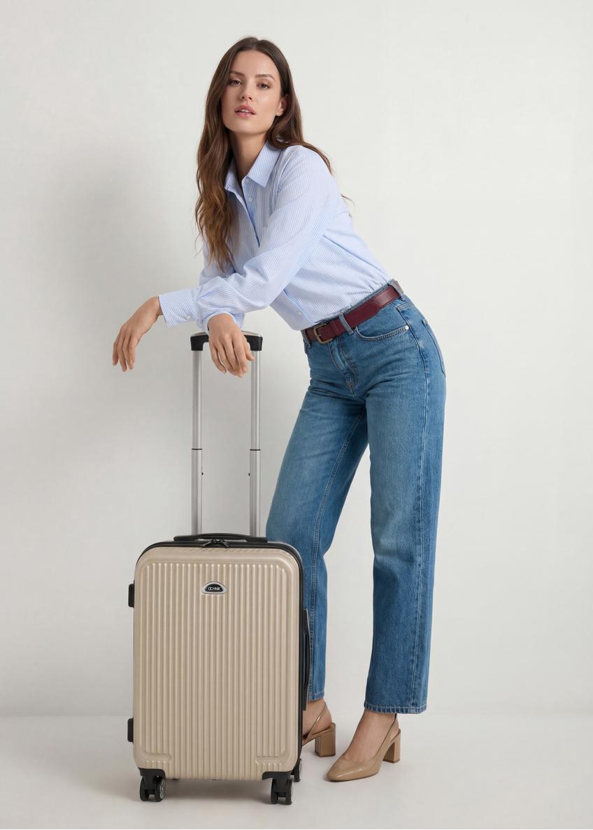 Cabin suitcase on wheels WALAB-0053-0X-19(W26)