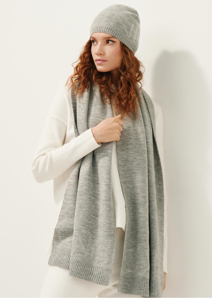 Grey women's shawl with OCHNIK logo SZADT-0159-91(Z23)-01