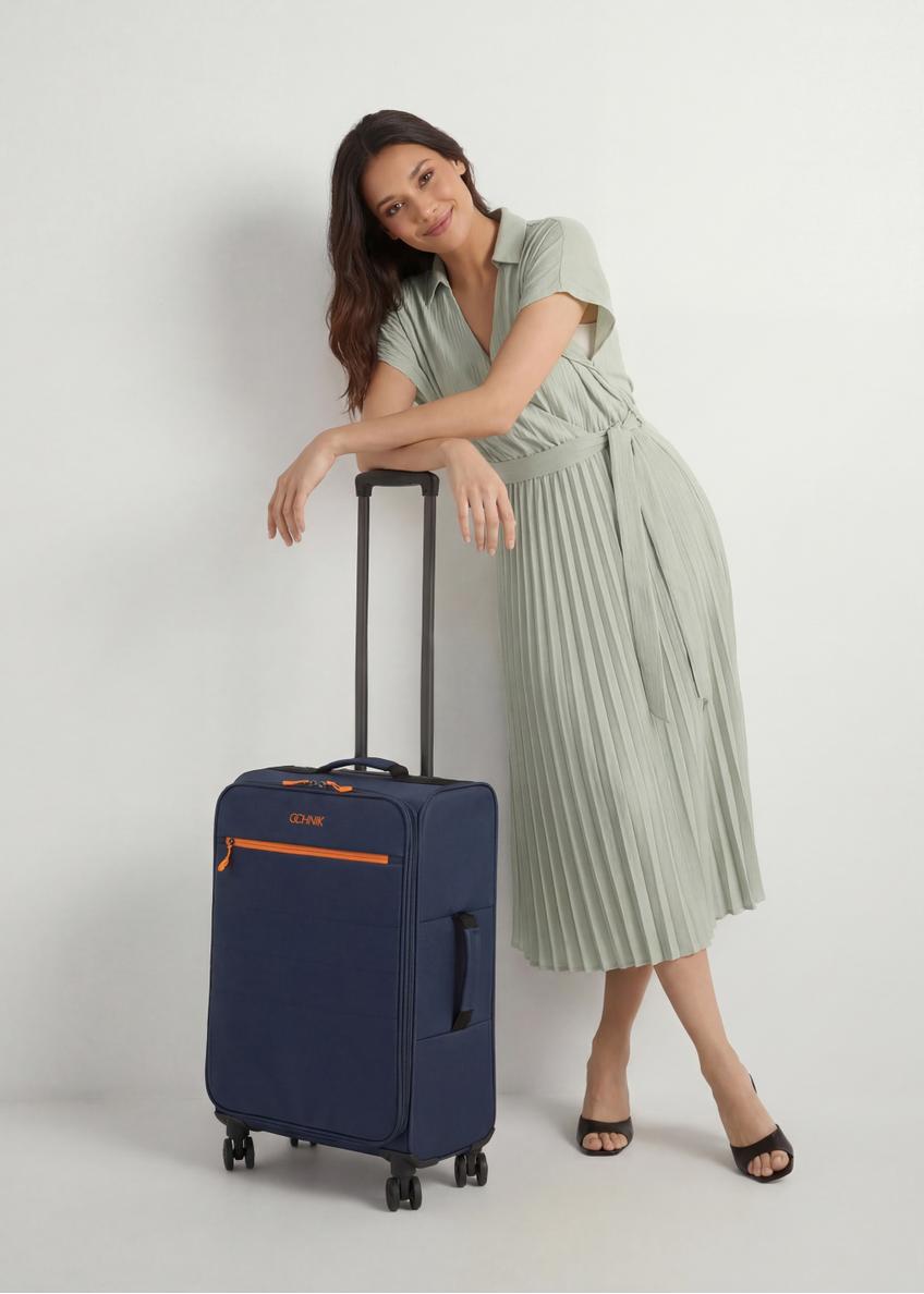 Medium suitcase on wheels WALNY-0045-7D-24(W26)