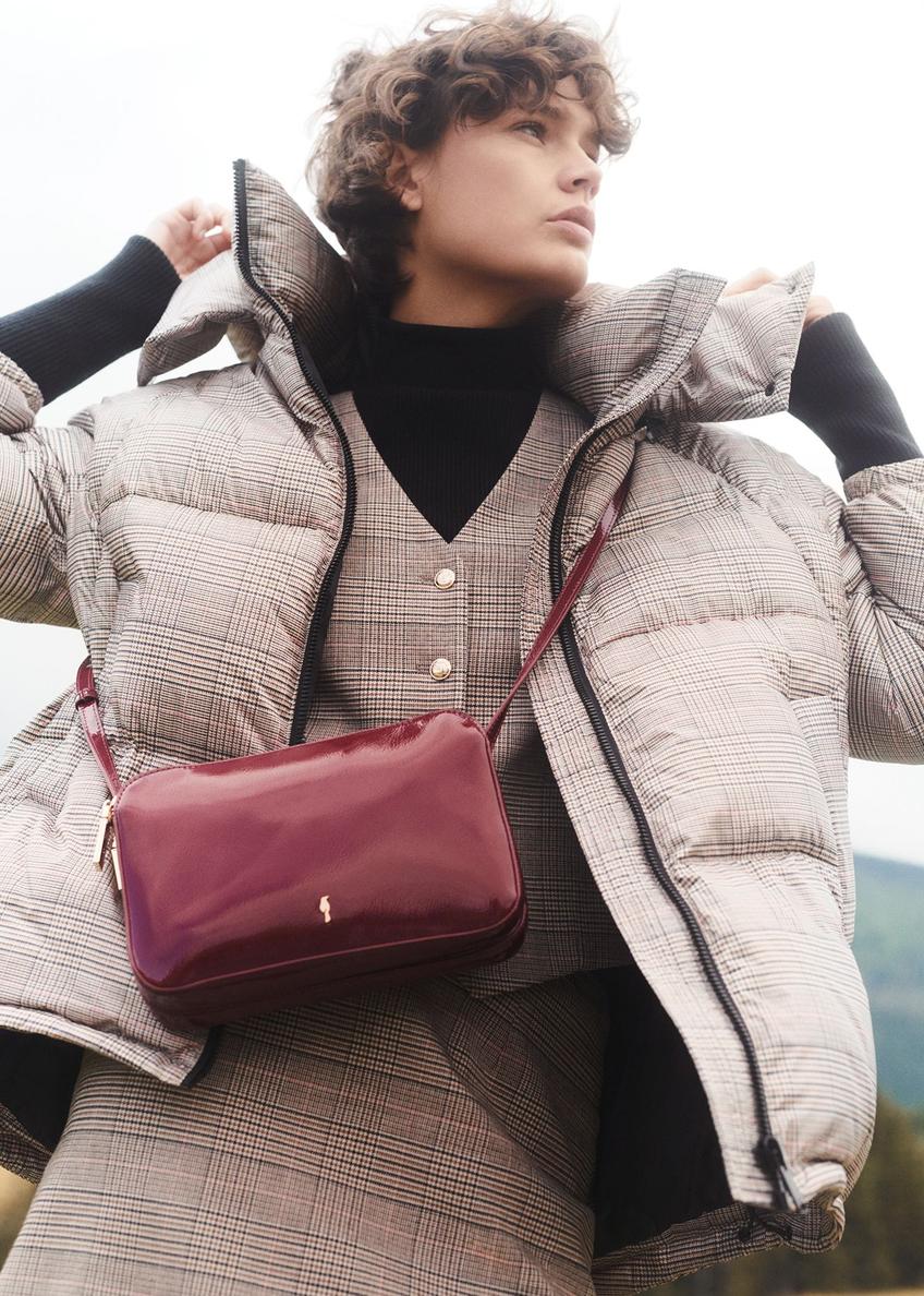 Burgundy patent leather women's messenger bag TOREC-0205F-43(Z25)