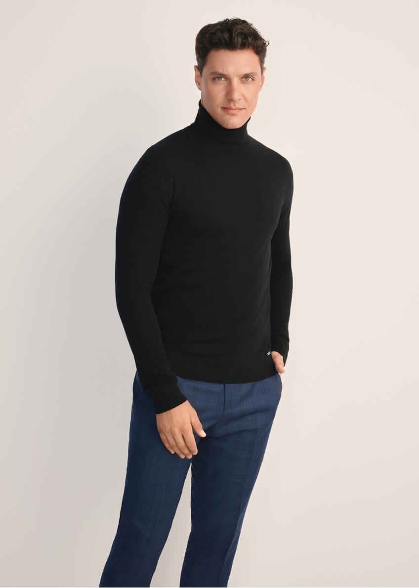 Black men's turtleneck sweater SWEMT-0185-99(Z25), front view of the product on the model. Half of the silhouette visible.