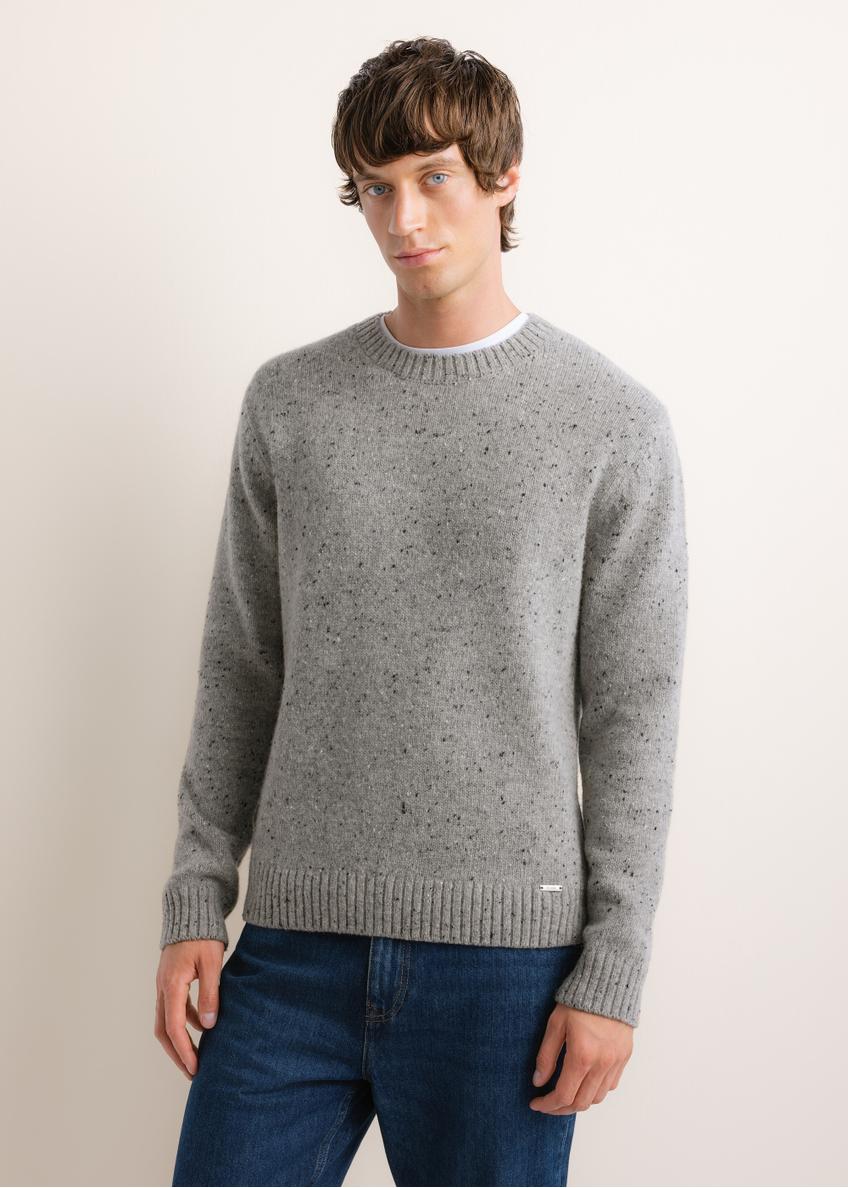 Light grey men's wool-blend sweater SWEMT-0173-9B(Z26); front view of the product on a model. Half-body shot.