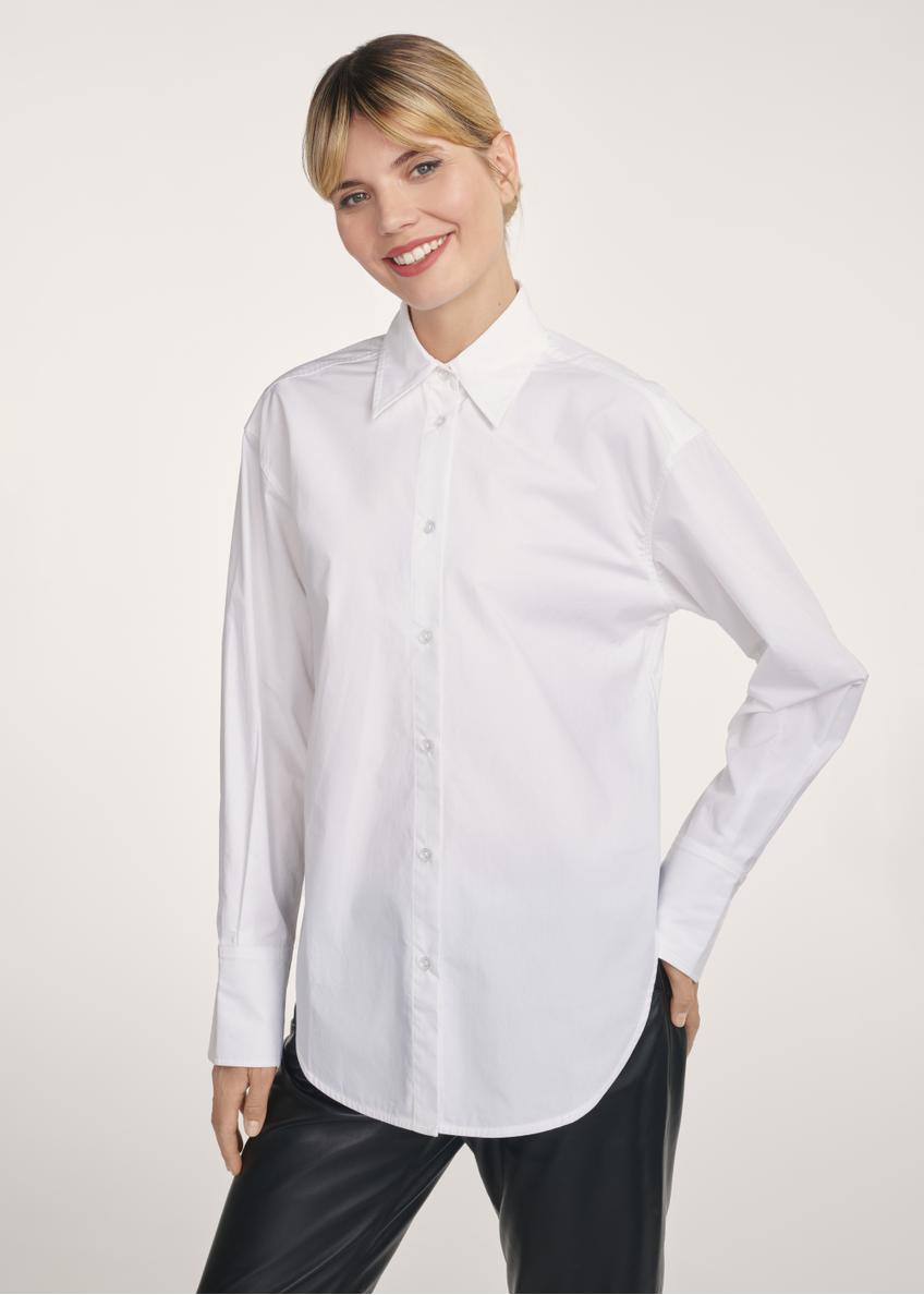 Women's cotton shirt in white KOSDT-0171-11(Z25), front view of the product on the model. Half of the silhouette visible.