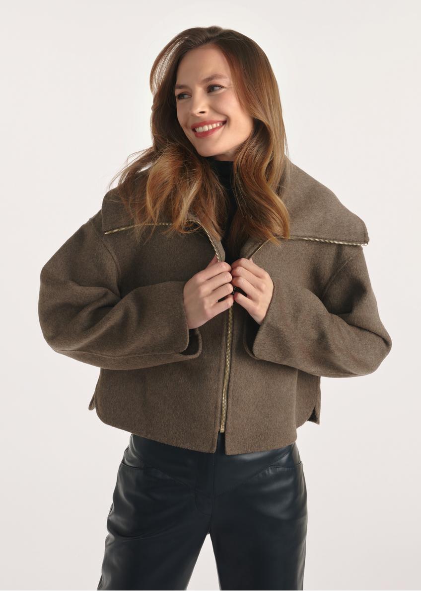 Women's short brown wool coat PLADT-0067-1K(Z26). Product view from the front on the model, half of the silhouette visible.