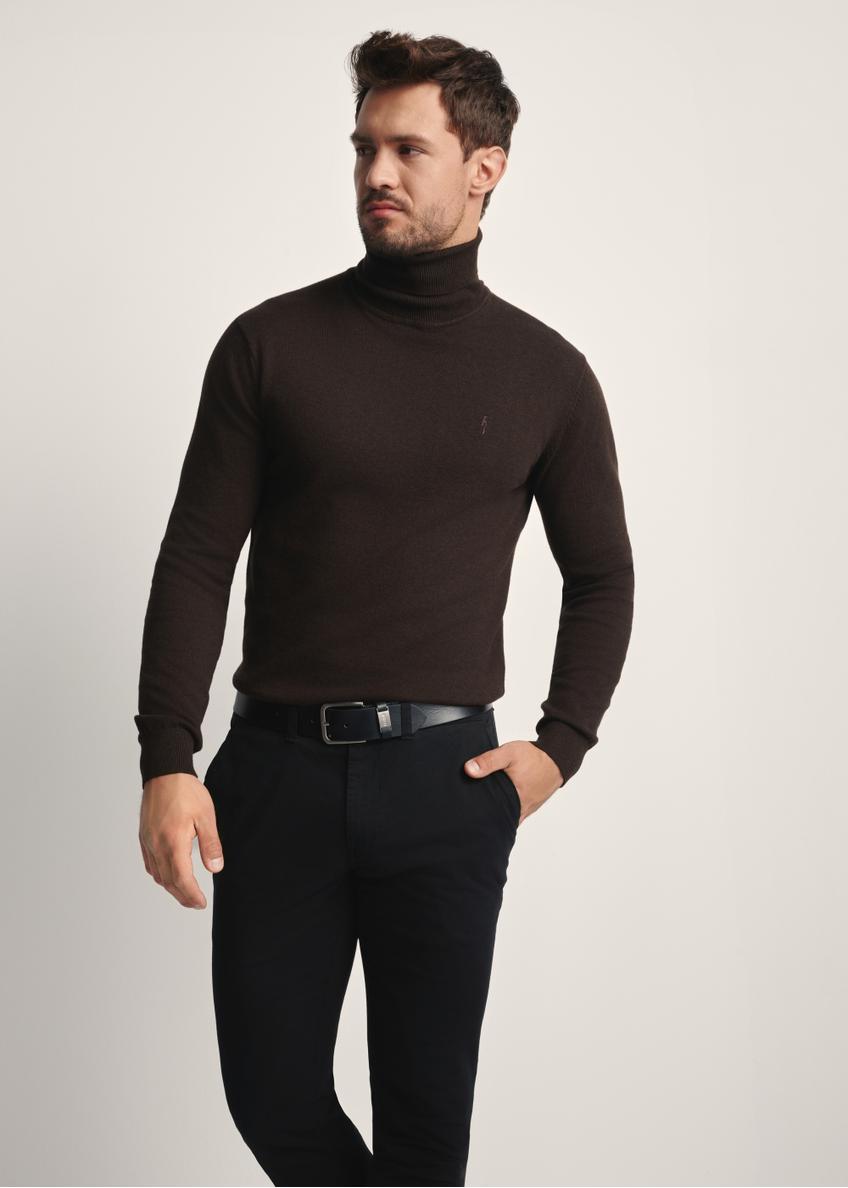 Men's turtleneck sweater in chocolate color SWEMT-0095B-90(Z25), product view from the front on the model, half of the silhouette visible.