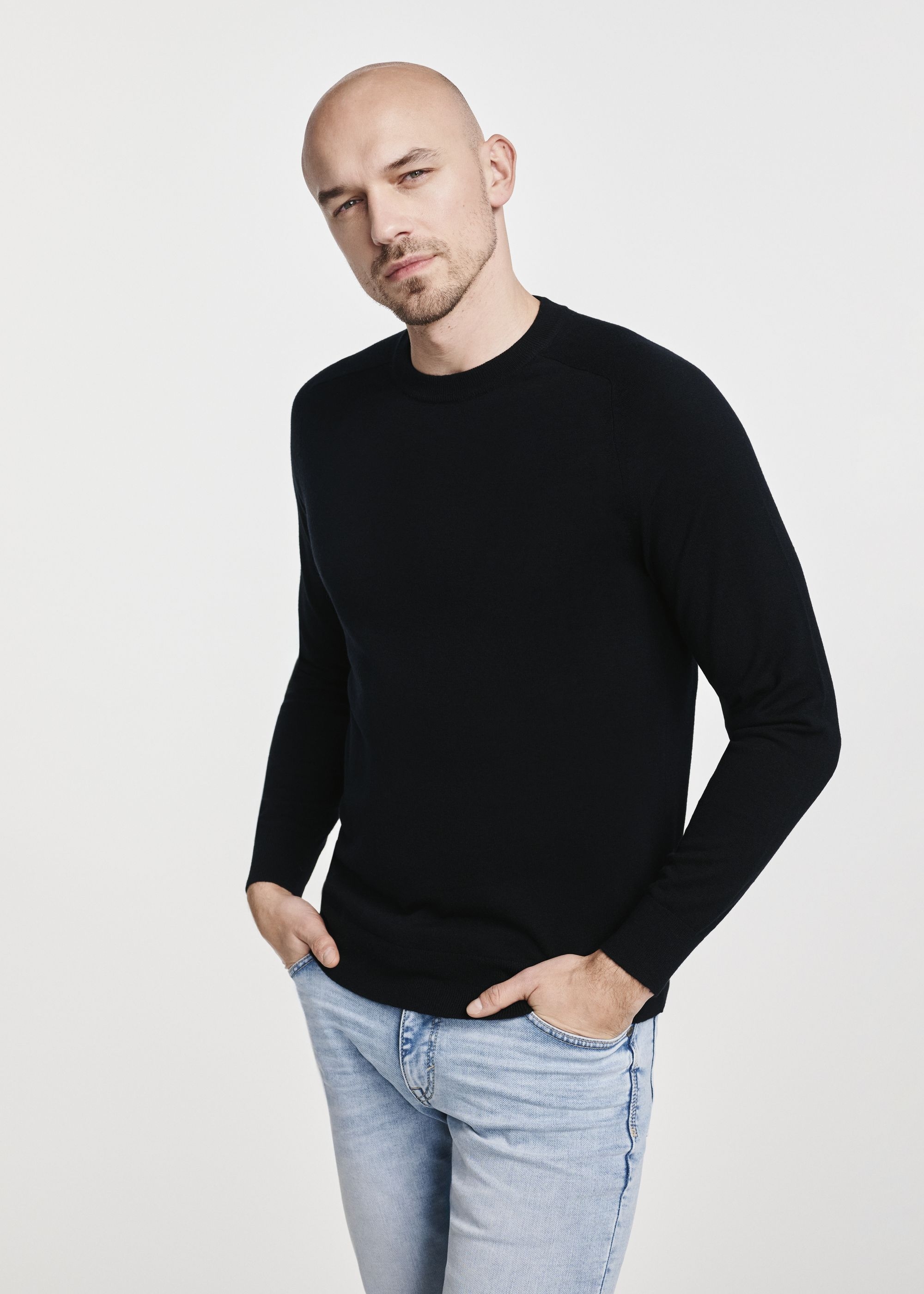 Black wool men's sweater SWEMT-0165-99(W25)